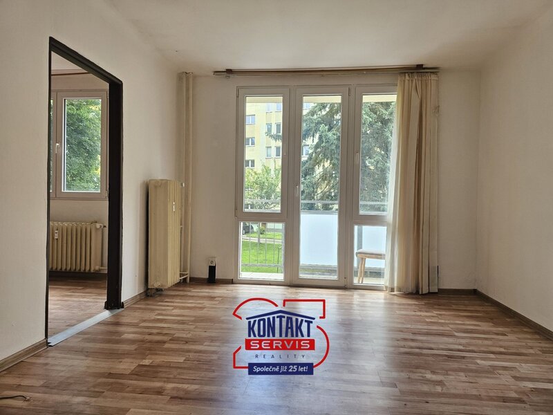 Pronájem bytu 2+1 s balkonem v měst. části Rožnov, České Budějovice