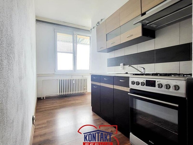 Pronájem prostorného bytu 2+1 s balkónem, ulice Branišovská, České Budějovice