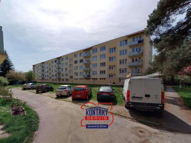 Pronájem bytu 1+1 s balkónem v ulici J. Buděšínského -  České Budějovice