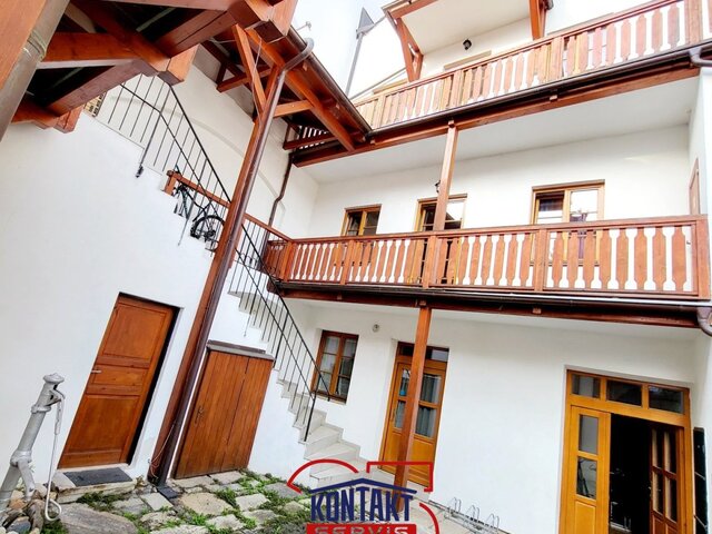Pronájem bytu 2+1, 67 m2 s balkónem, centrum Českých Budějovic