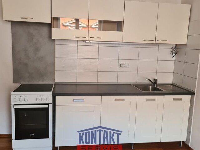 Pronájem bytu 2+kk s balkónem a garáží, Riegrova ul., České Budějovice