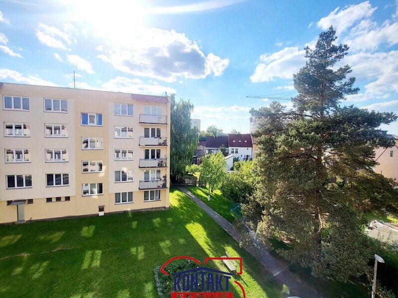 Pronájem bytu 1+1 s balkónem v ulici J. Buděšínského -  České Budějovice